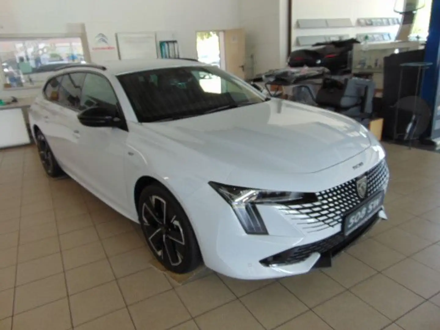 Peugeot 508 SW GT Weiß - 2