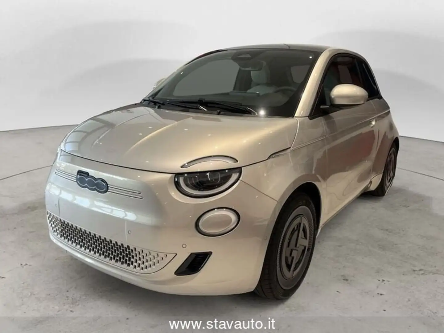 Fiat 500e Giorgio Armani Berlina 42 kWh - 1