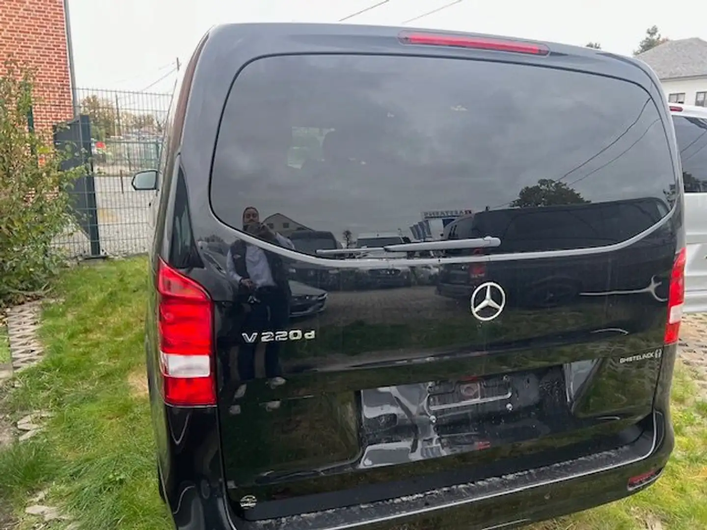 Mercedes-Benz V 220 CDI XXL € 44900 EX BTW Schwarz - 2