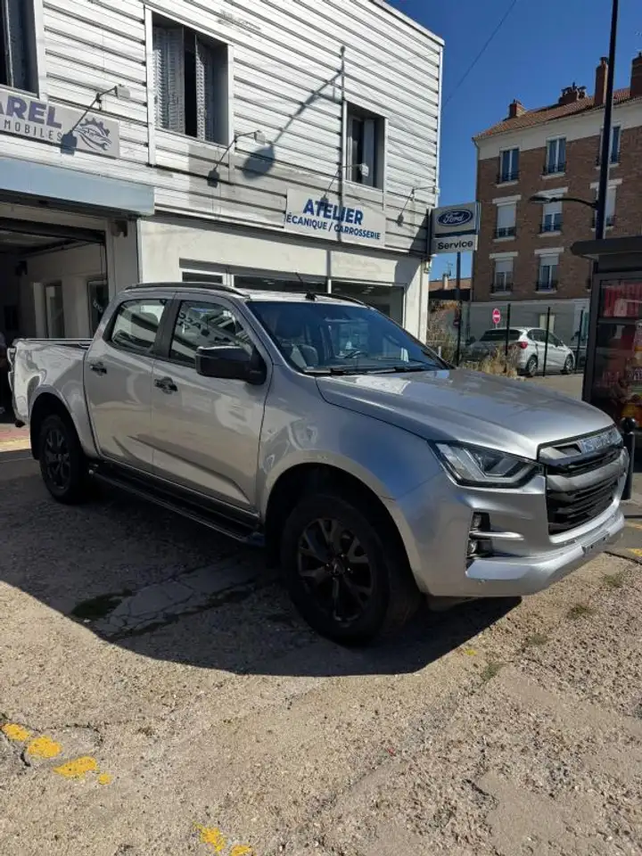 Isuzu D-Max