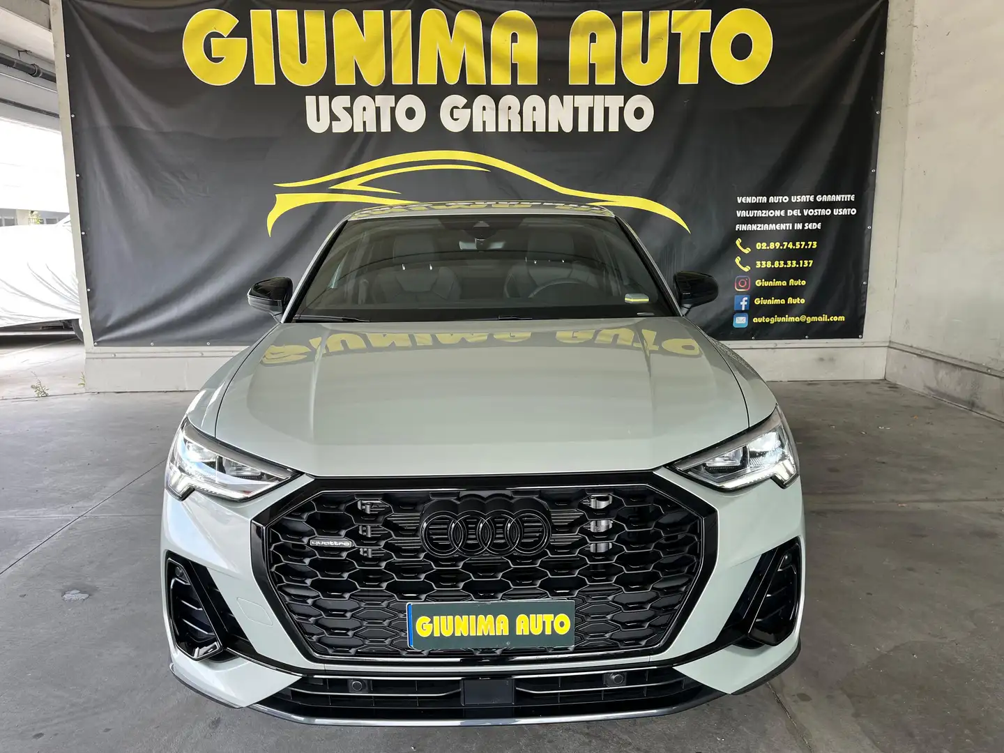 Audi Q3 Q3 4x4 Sportback 40 2.0 tfsi S line s-tronic Grijs - 2