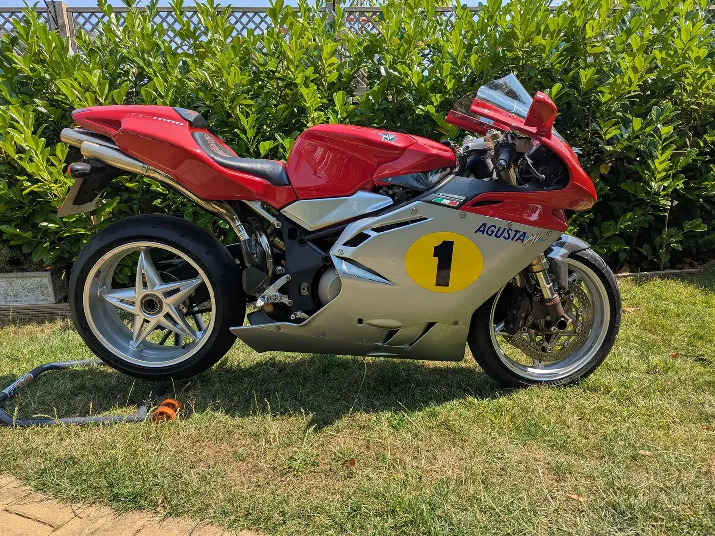 MV Agusta F4 1000 S Rouge - 1