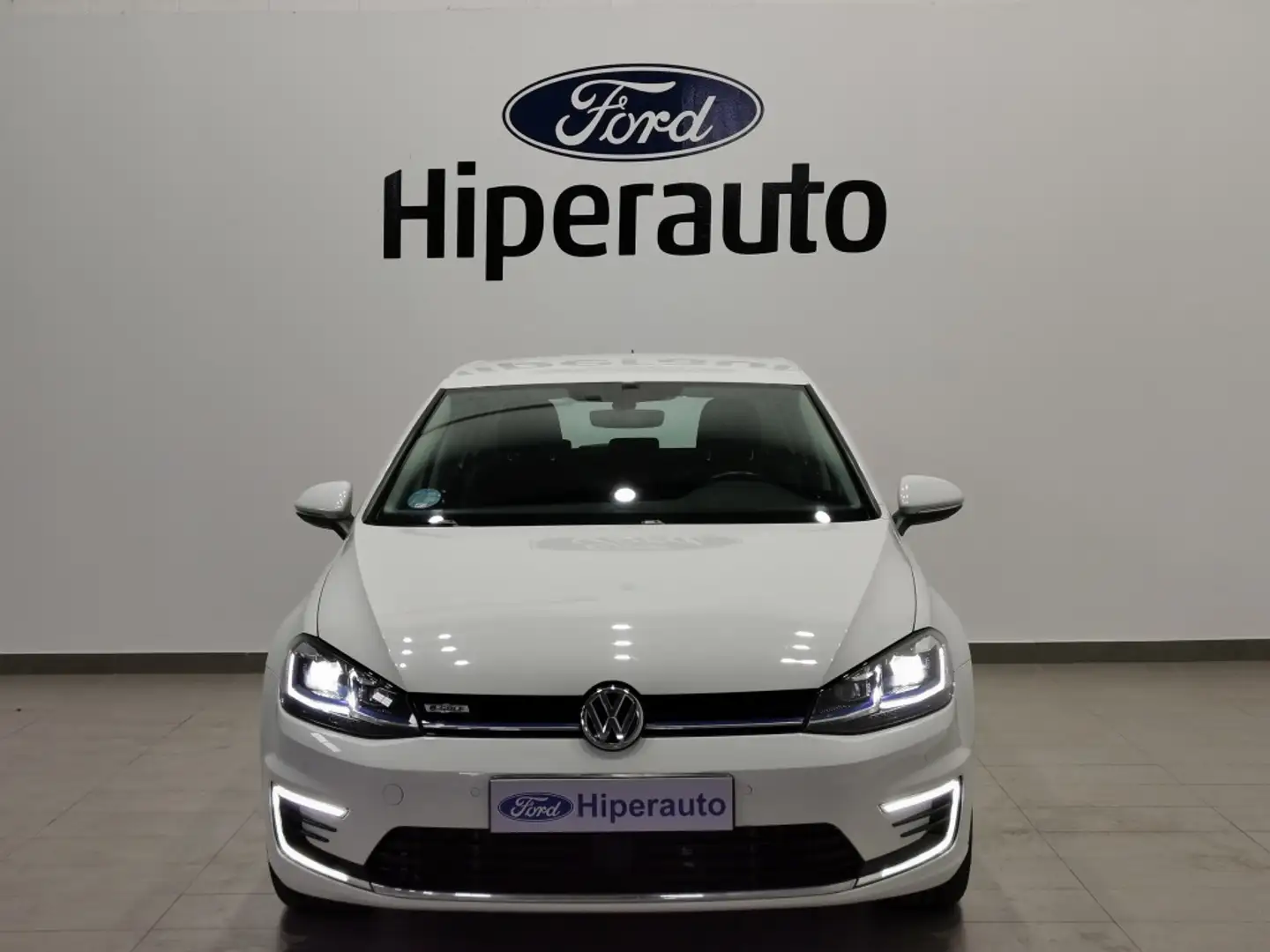 Volkswagen Golf e-Golf ePower Blanc - 2