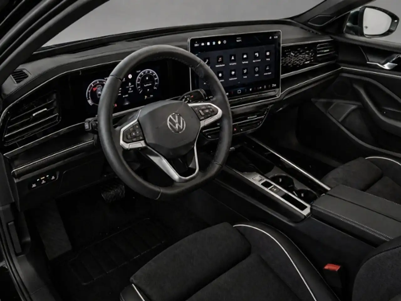 Volkswagen Passat Variant Elegance 1.5 eTSI AHKNAVIACCLEDKAMERA KLIMA LED A 15