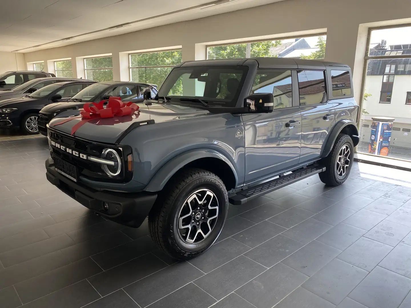 Ford Bronco 2.7 EcoBoost V6 Outer Banks Deutsch Garantie - 1