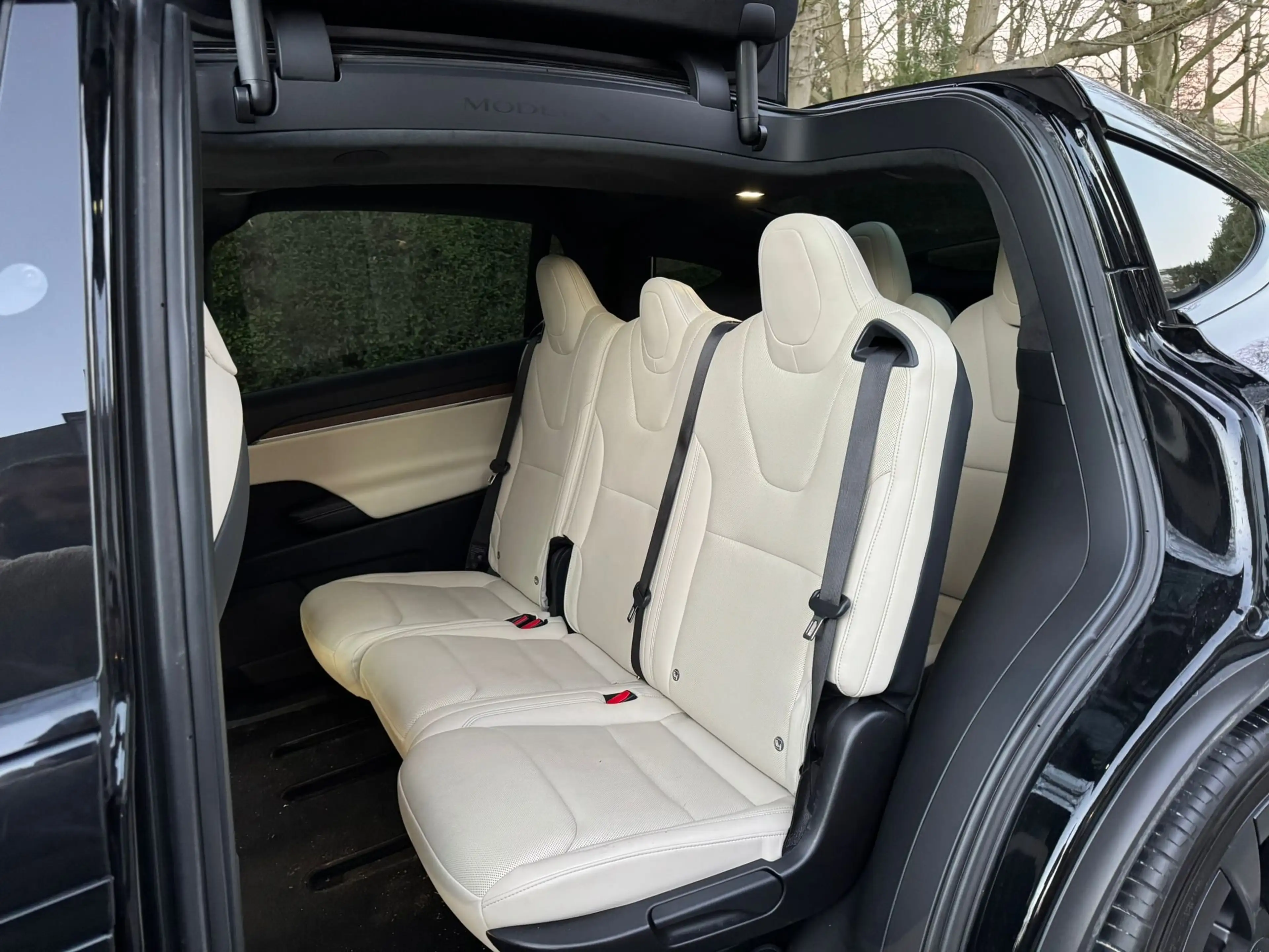 Tesla Model X Long Range/ Facelift/ 22''wheels/7 seats/Tow hook — photo 15