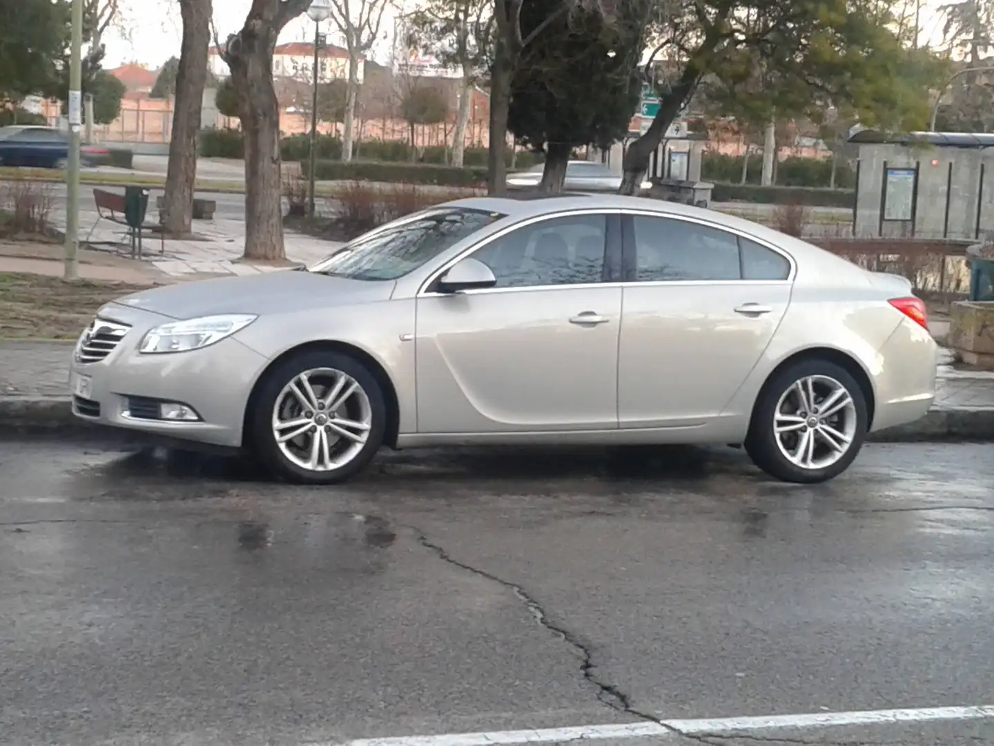 Opel Insignia Insignia 2.0CDTI Sport 160 Sport Plateado - 2