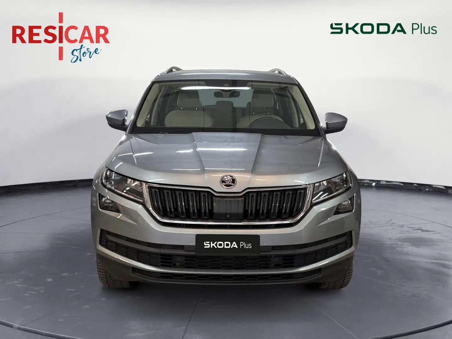 Skoda Kodiaq 1.5 TSI ACT Ambition Gris - 2