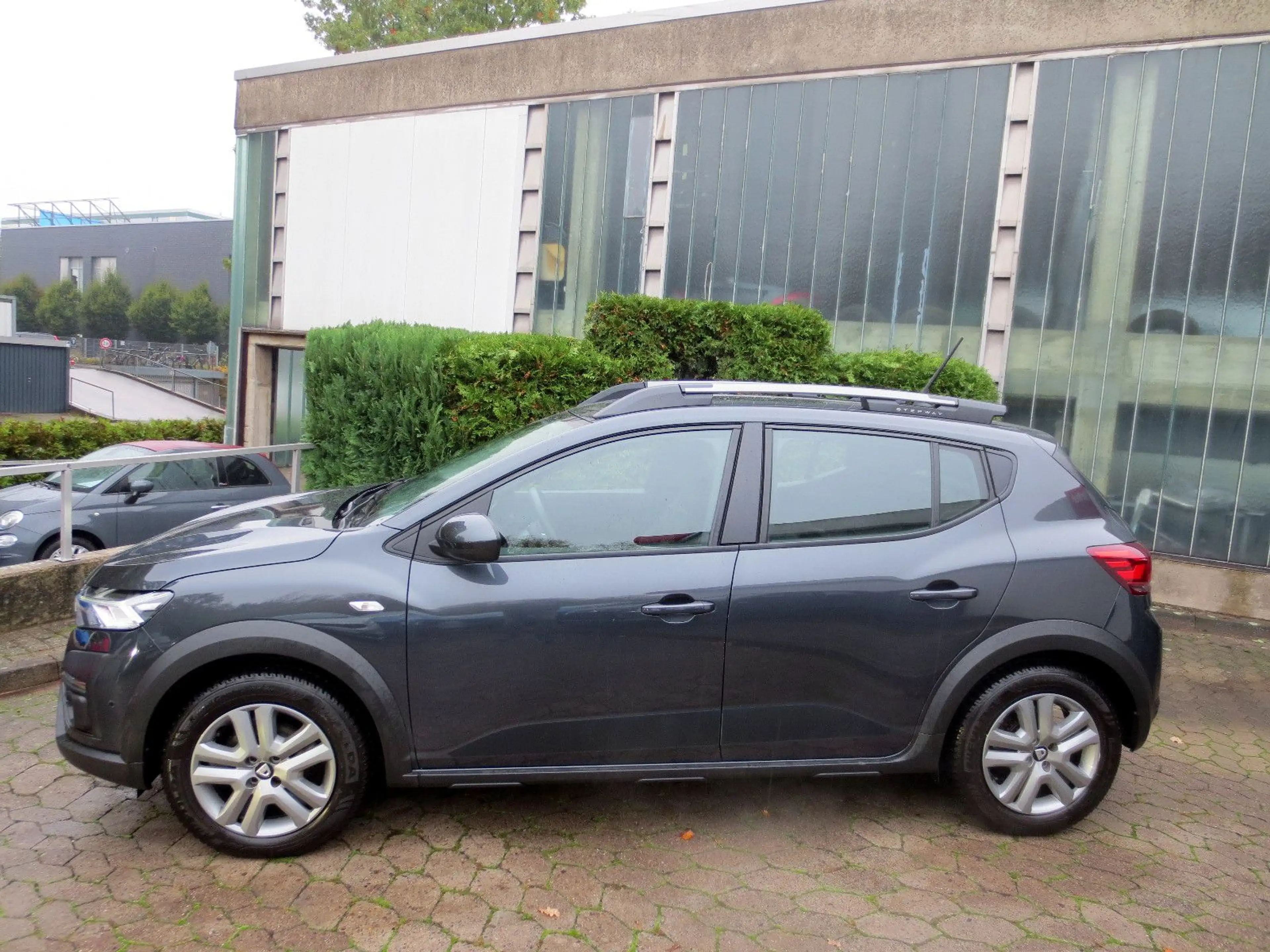 Dacia Sandero III Stepway Automatik/Kamera/Navi/LED — photo 2