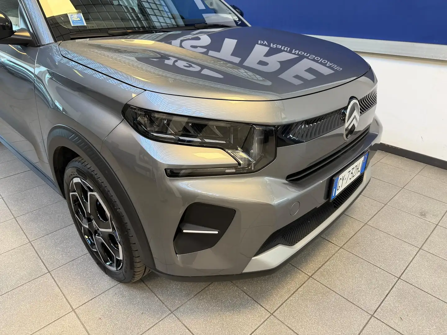 Citroen C3 1.2 puretech turbo Max 100cv Silber - 2