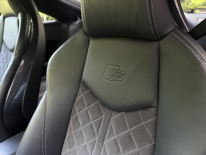 Audi TT 2.0 TFSI, B&O — photo 8
