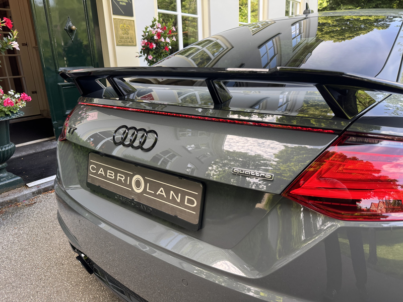 Audi TT 2.0 TFSI, B&O — photo 11