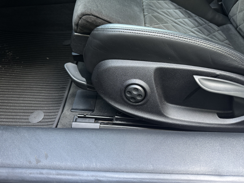 Audi TT 2.0 TFSI, B&O — photo 22