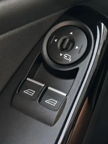 Ford Fiesta view 10