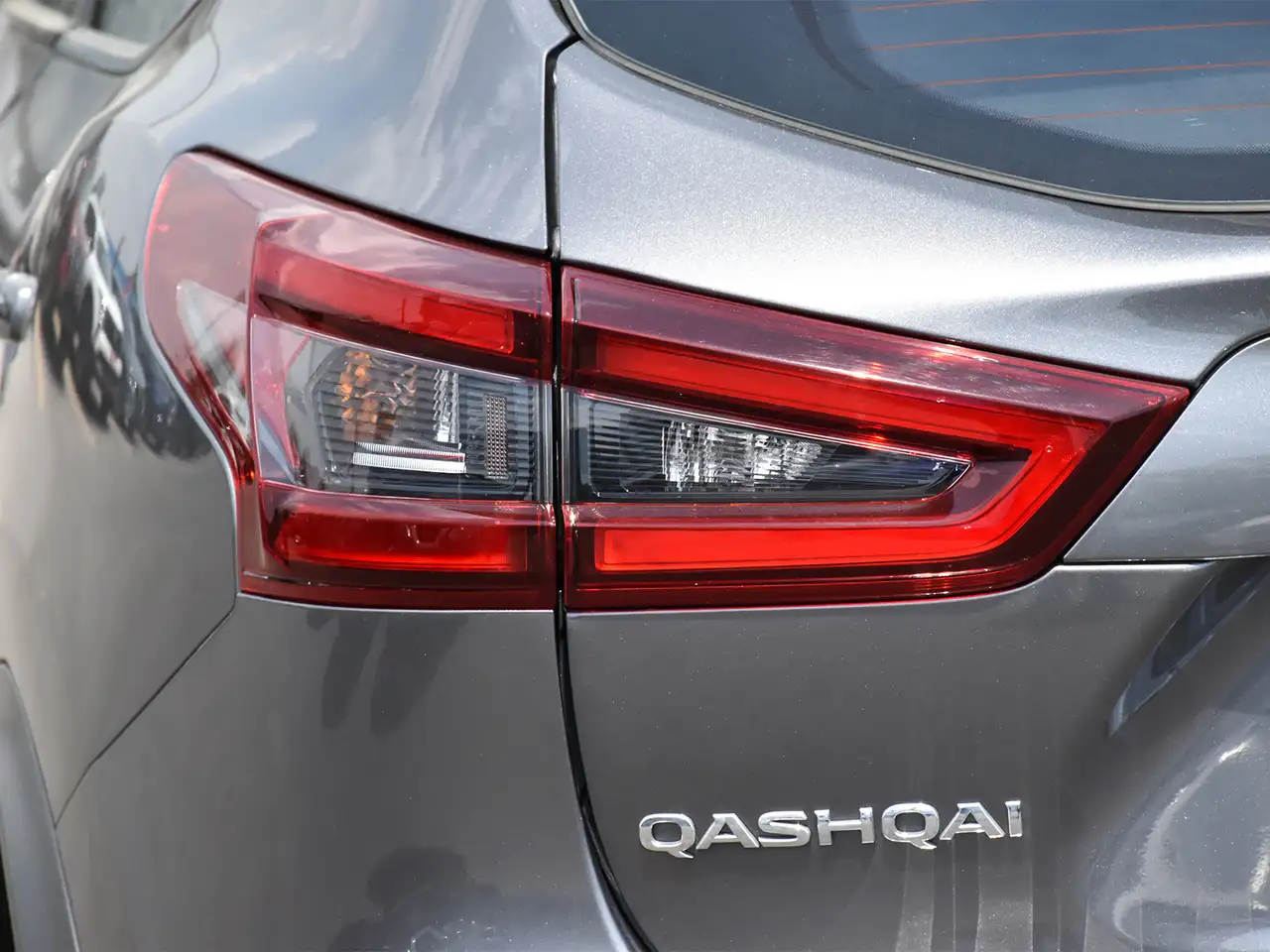 Nissan Qashqai снимка Nissan Qashqai