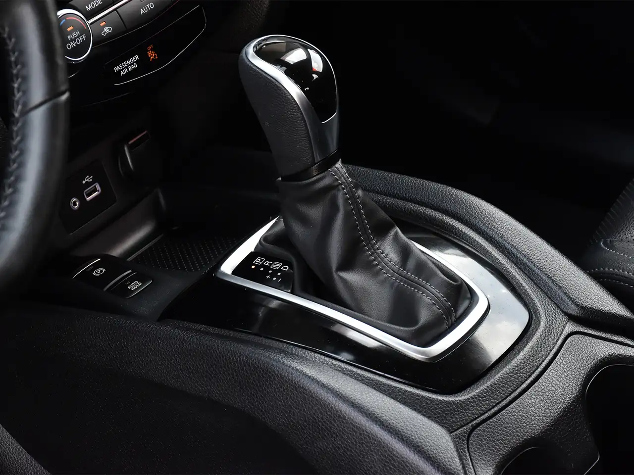 Nissan Qashqai снимка Nissan Qashqai