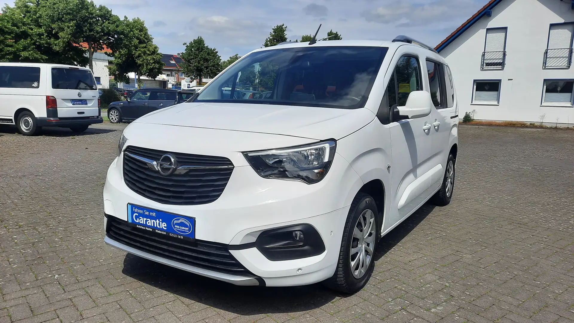Opel Combo Innovation   *AUTOMATIK/KAMERA/AHK/NAVI* Weiß - 1