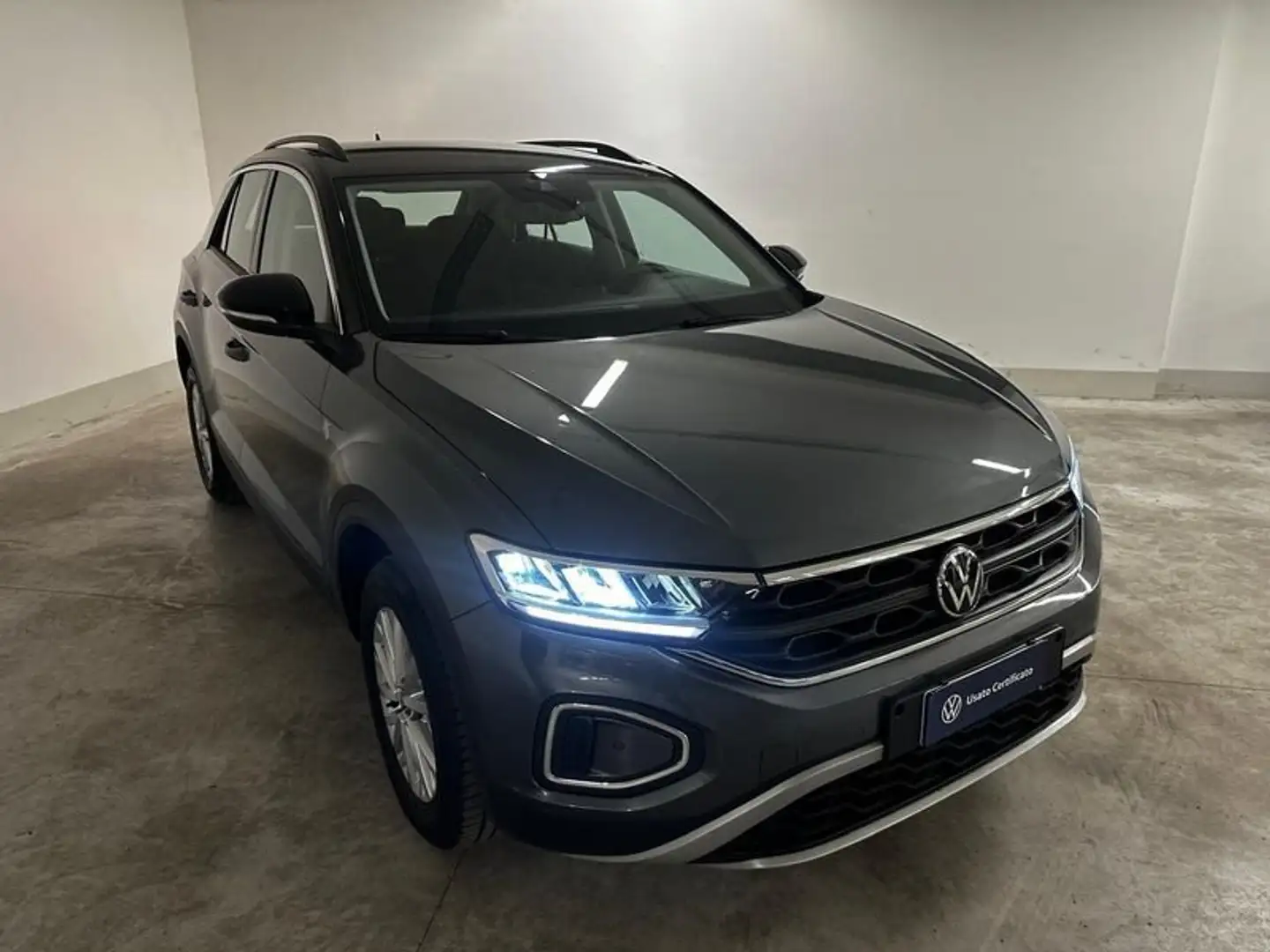 Volkswagen T-Roc 1.5 TSI ACT DSG Life Grigio - 1