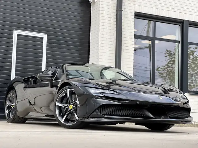 Ferrari SF90 Spider 4.0 Turbo V8 F1 " PACK FIORANO "