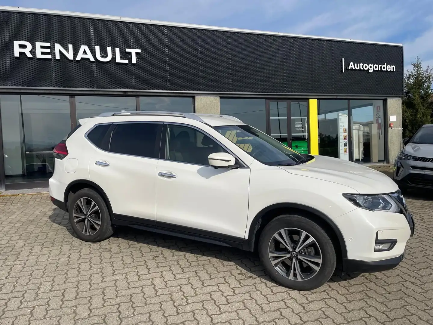 Nissan X-Trail dCi 150 4WD X-Tronic N-Connecta Bianco - 1