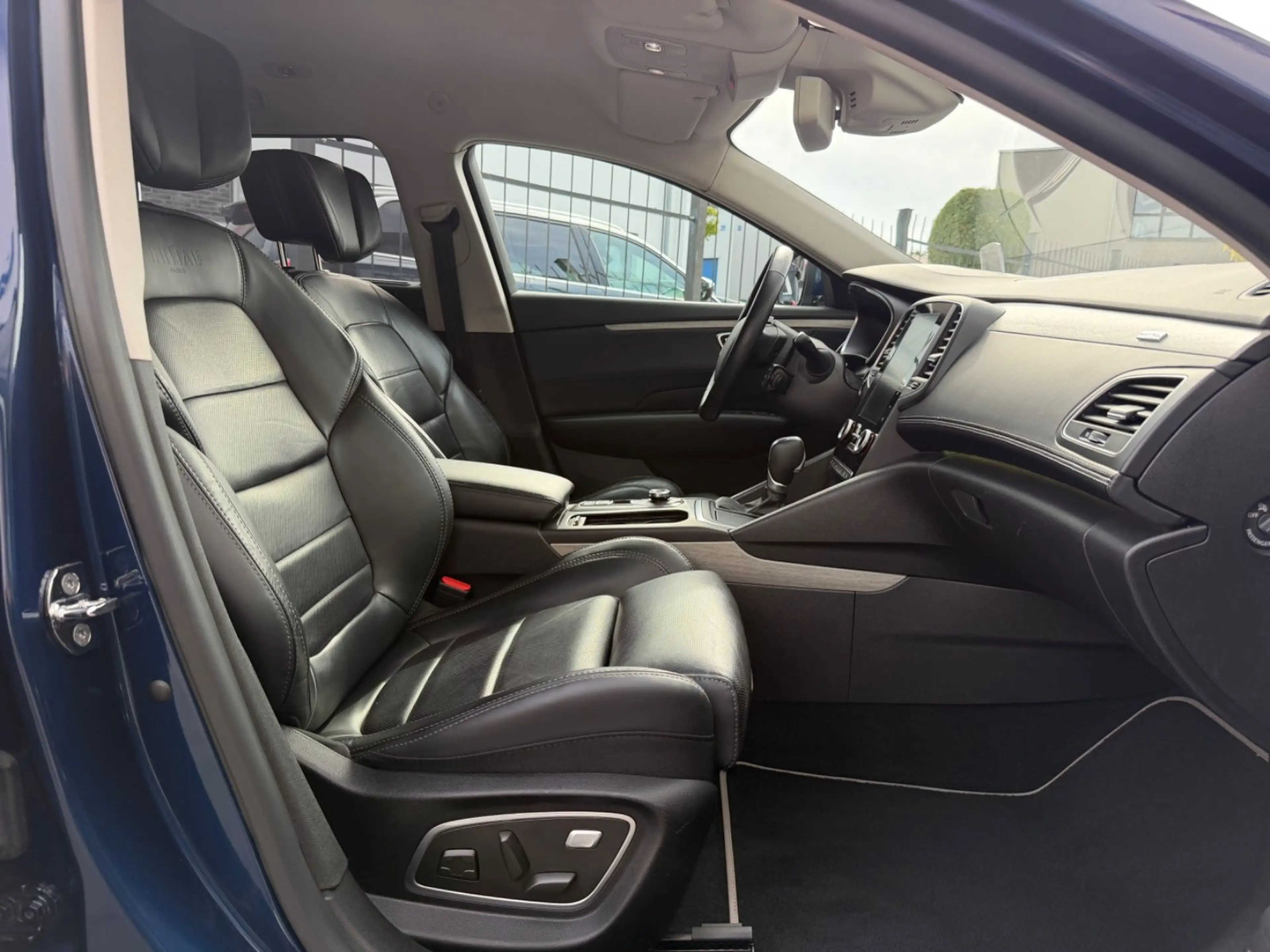 Renault Talisman Grandtour Initiale Paris — photo 11