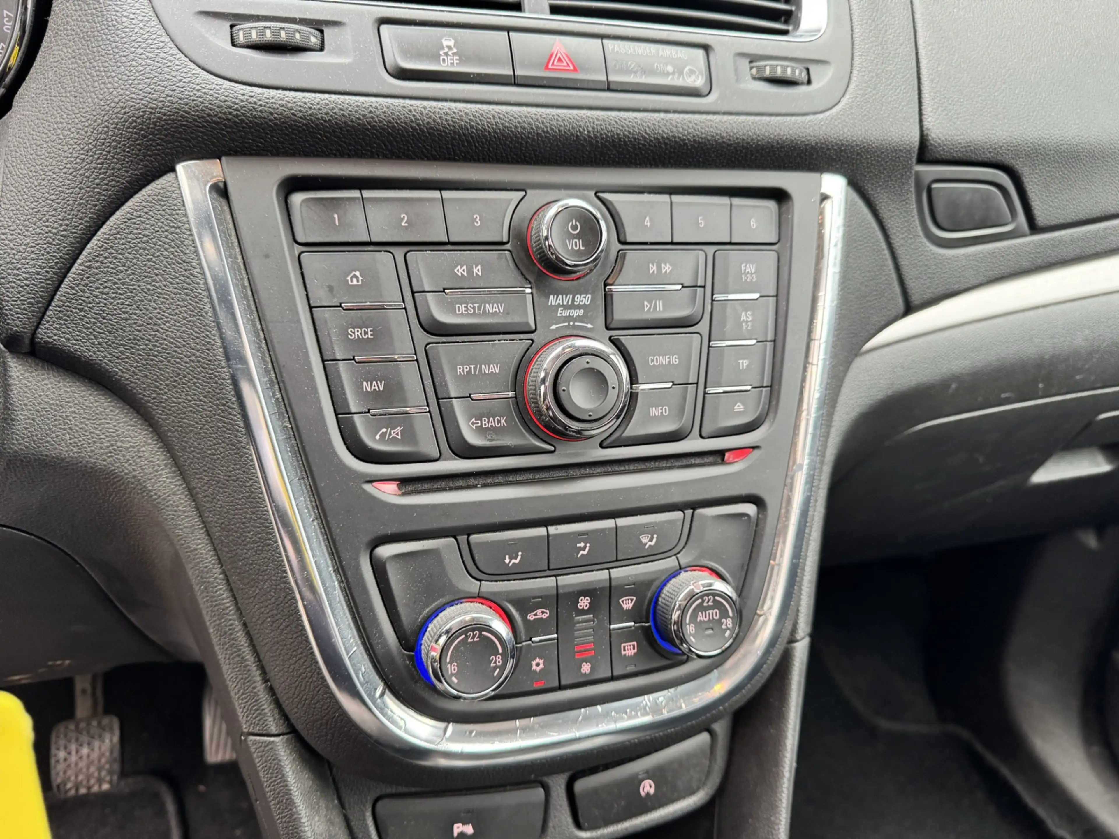 Opel Mokka 1.6 CDTi Edition*Navi*Camera*AHK*EXPORT/EX.BPM* — photo 8
