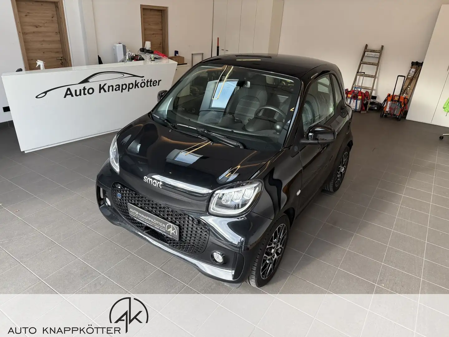 smart forTwo EQ prime 22KW Navi/Pano.-Dach/Klima/LED/Sitzhzg./BC Schwarz - 2