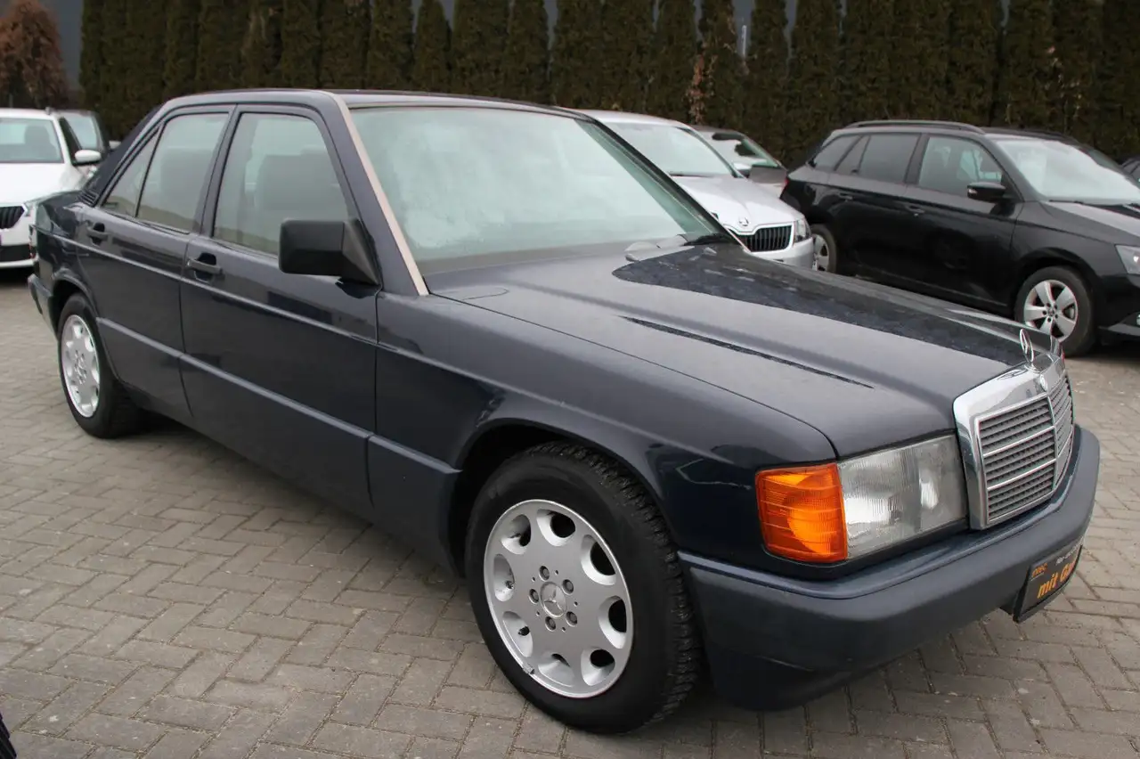 Mercedes-Benz 190 E 2,0 Schiebedach/Alu/Allwetterreifen/ZV, foto 1
