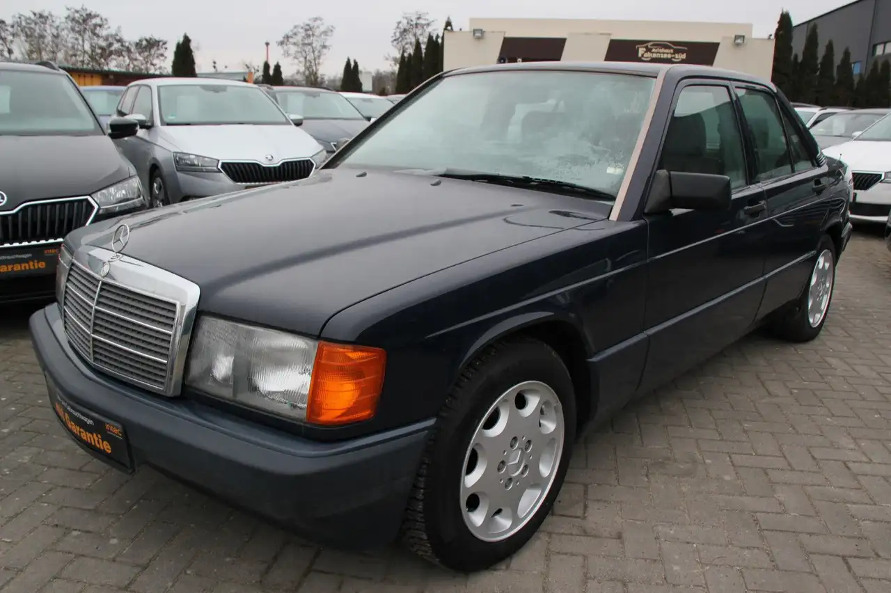 Mercedes-Benz 190 E 2,0 Schiebedach/Alu/Allwetterreifen/ZV, foto 2