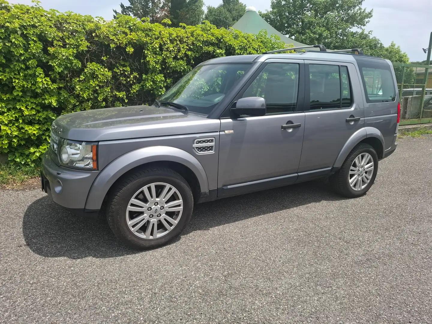 Land Rover Discovery Discovery IV 2009 3.0 sdV6 HSE 255cv auto Argento - 2