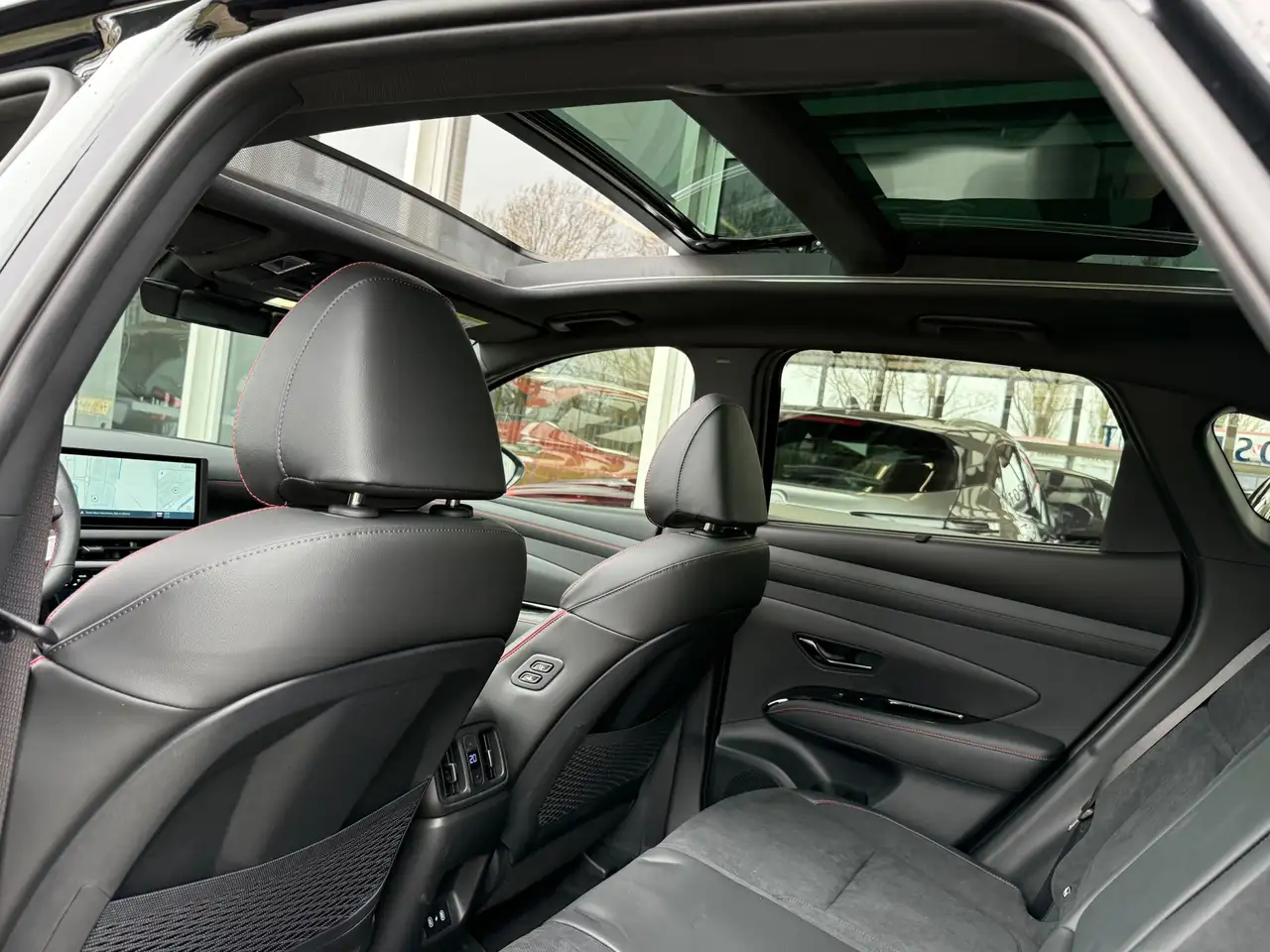 Hyundai TUCSON 1.6 T-GDI HEV N Line Sky 215PK / PANO, 360 CAMER, 17