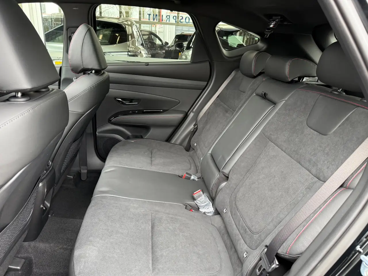 Hyundai TUCSON 1.6 T-GDI HEV N Line Sky 215PK / PANO, 360 CAMER, 13