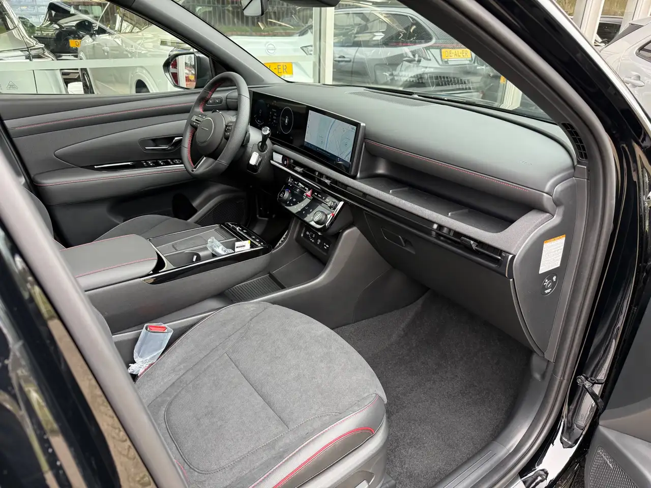 Hyundai TUCSON 1.6 T-GDI HEV N Line Sky 215PK / PANO, 360 CAMER, 23