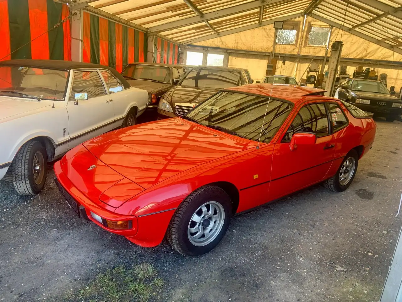 Porsche 924