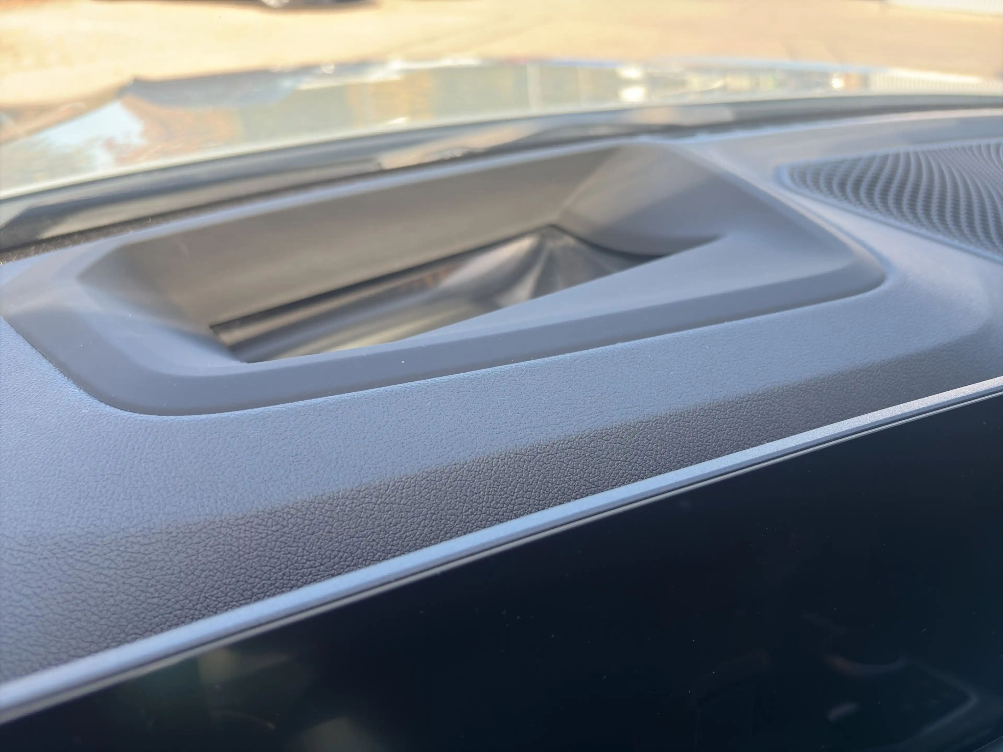 BMW 330 i xDrive M-SportPRO AHK Lenkradhzg — photo 12