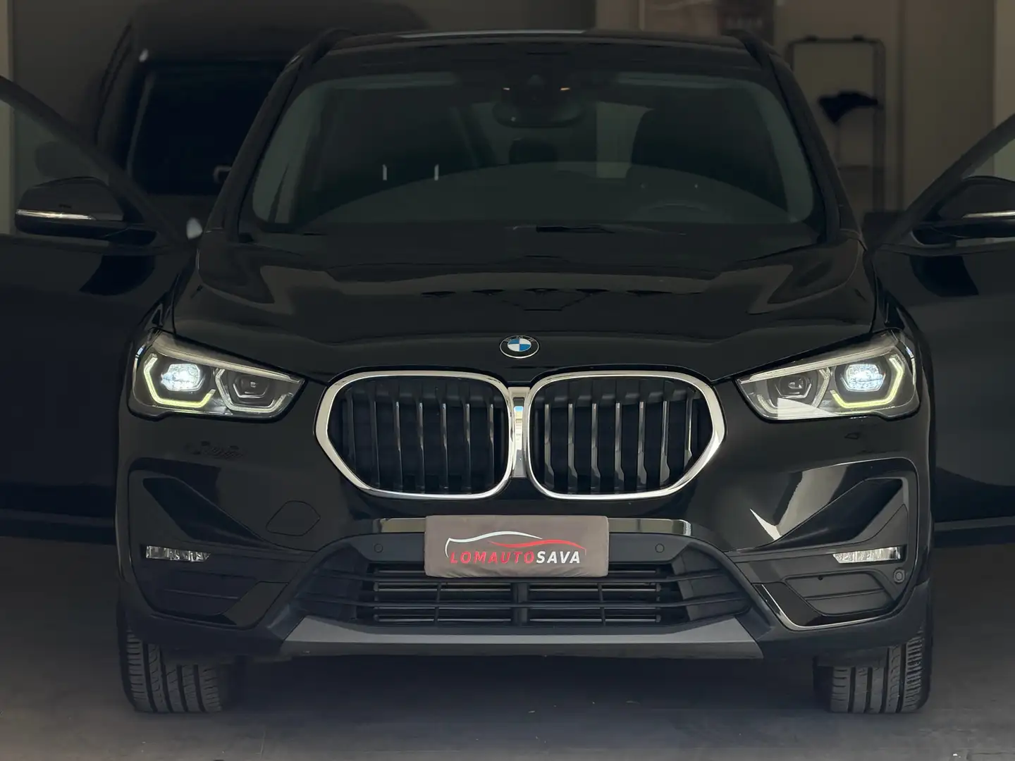 BMW X1 sdrive18d SPORT Advantage AUTOMATICA Noir - 1