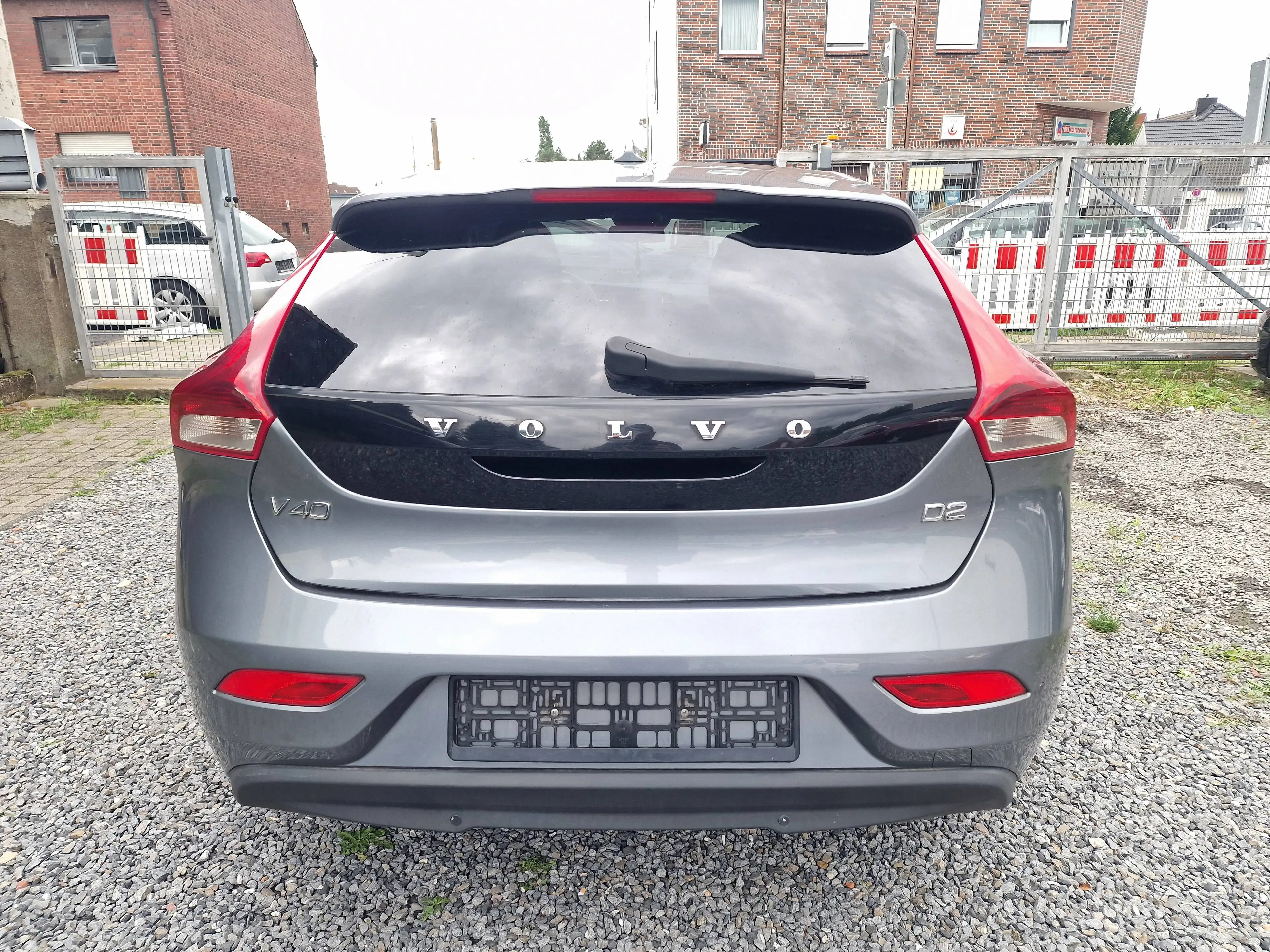 Volvo V40 You! / 1.6 D / DIGITAL / XENON / ALU / AUTOMATIK — photo 8
