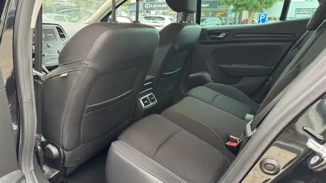 Renault Megane view 11