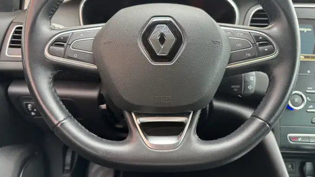 Renault Megane view 22