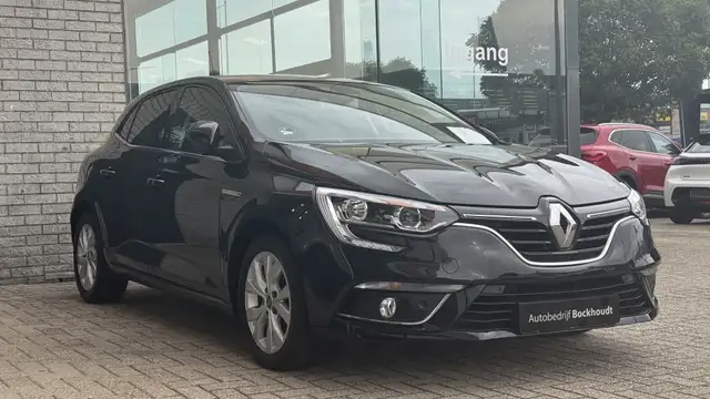 Renault Megane view 2