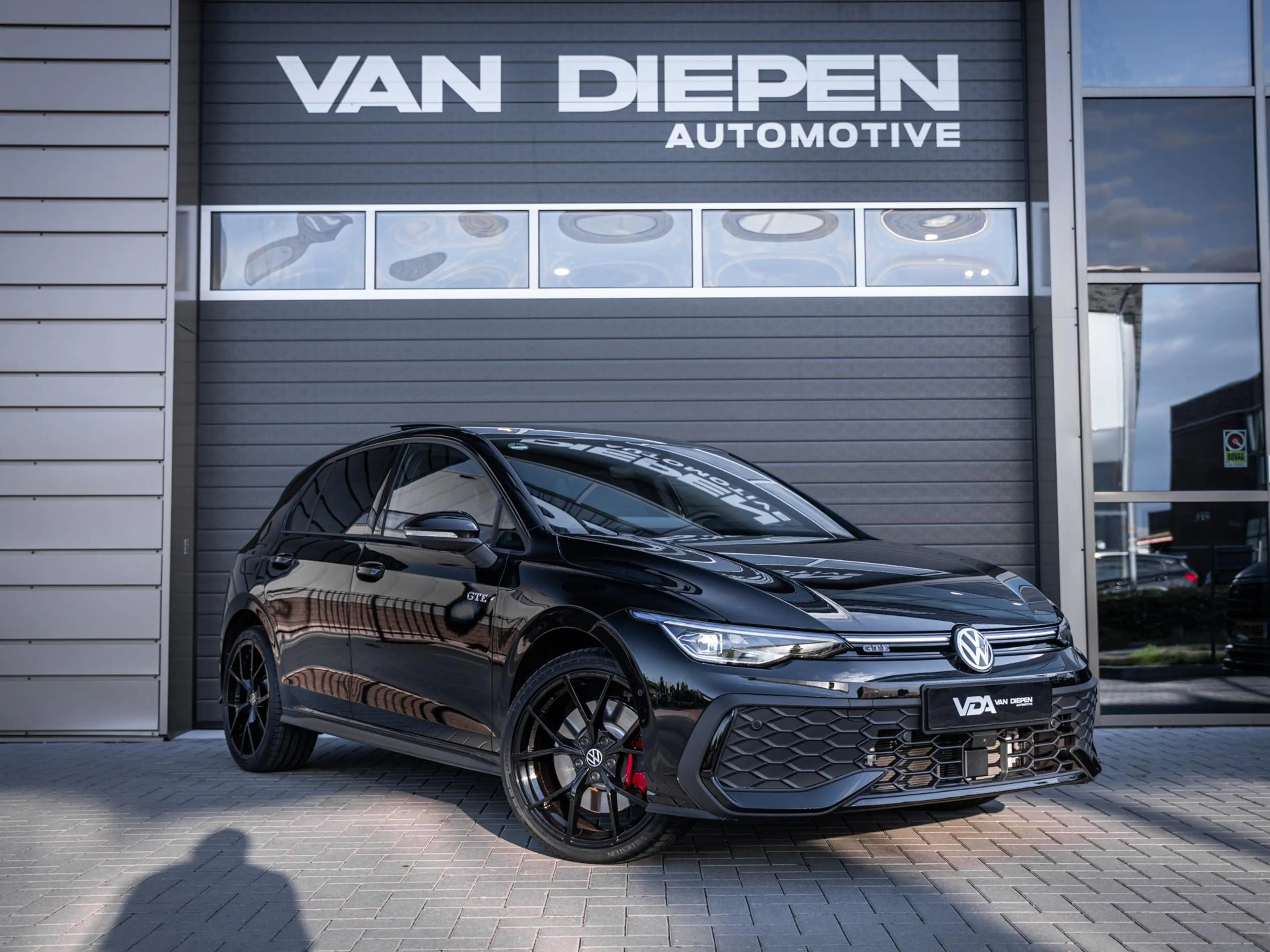 Volkswagen Golf GTE 8.5 1.5 eHybrid - Nieuw! l Pano l HUD l 360cam l T — photo 4