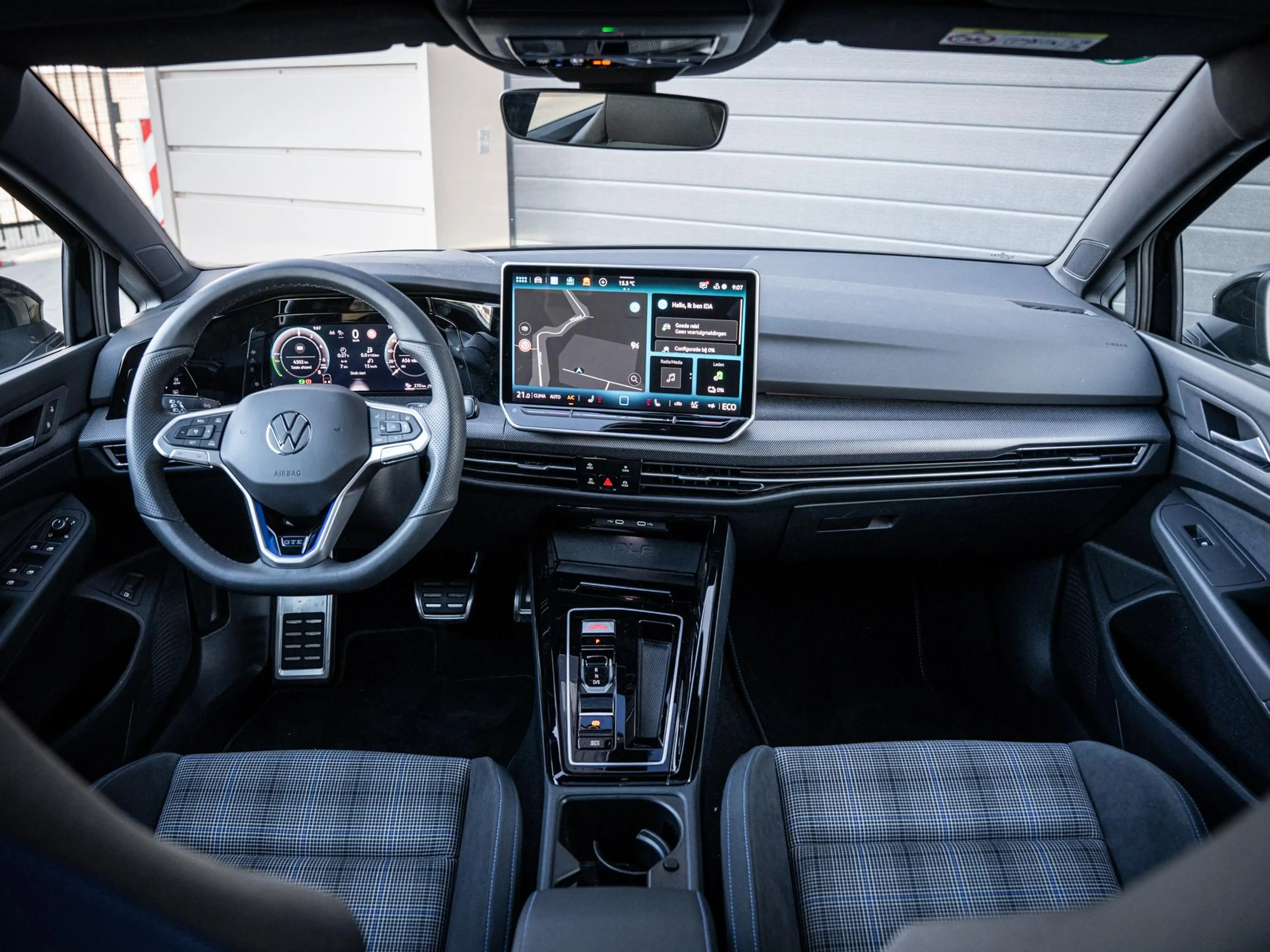Volkswagen Golf GTE 8.5 1.5 eHybrid - Nieuw! l Pano l HUD l 360cam l T — photo 11