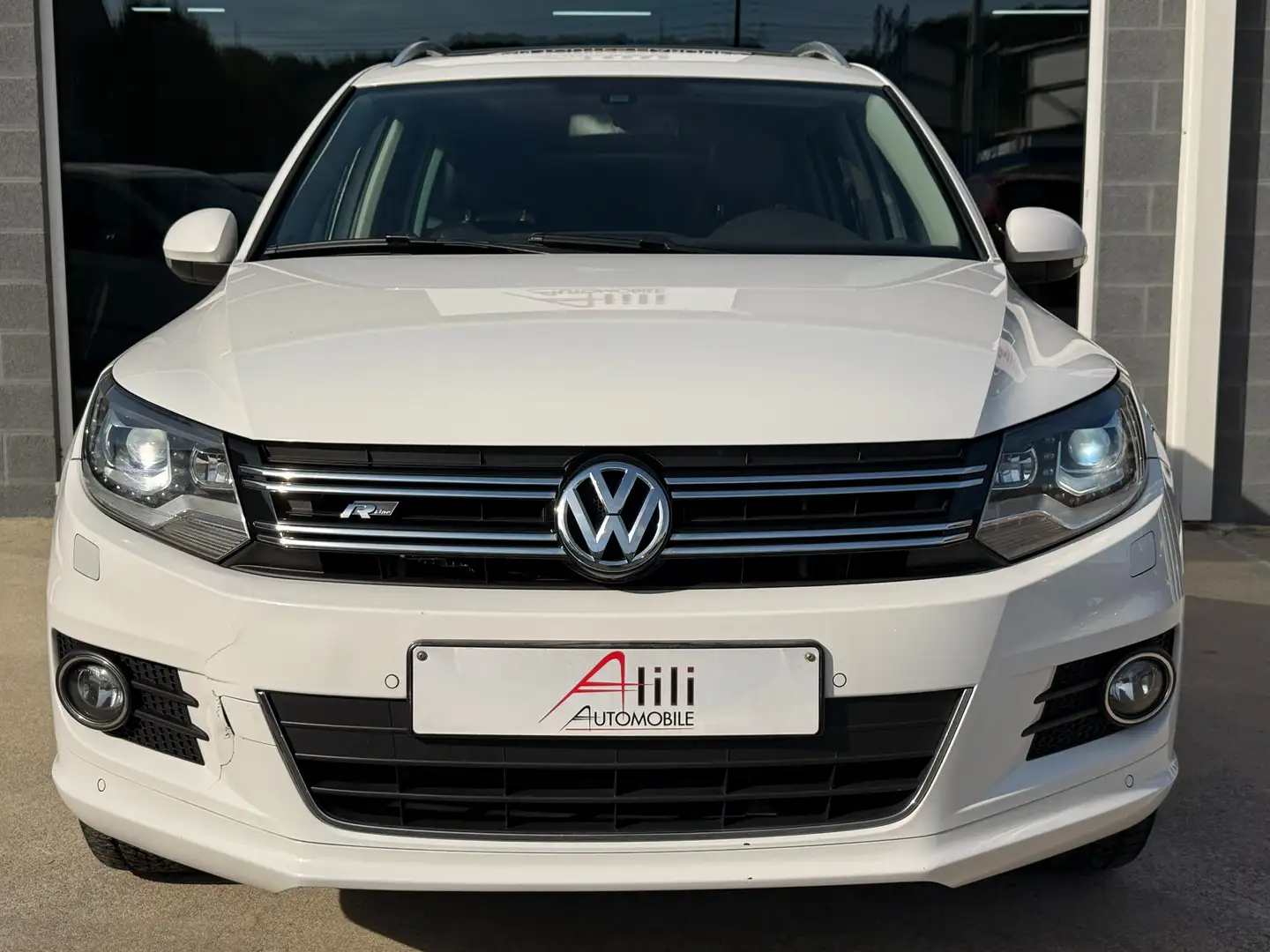 Volkswagen Tiguan Tiguan 2.0Tdi*4Motion*Full R-Line*Pano*Bi-Xenon* Blanc - 2