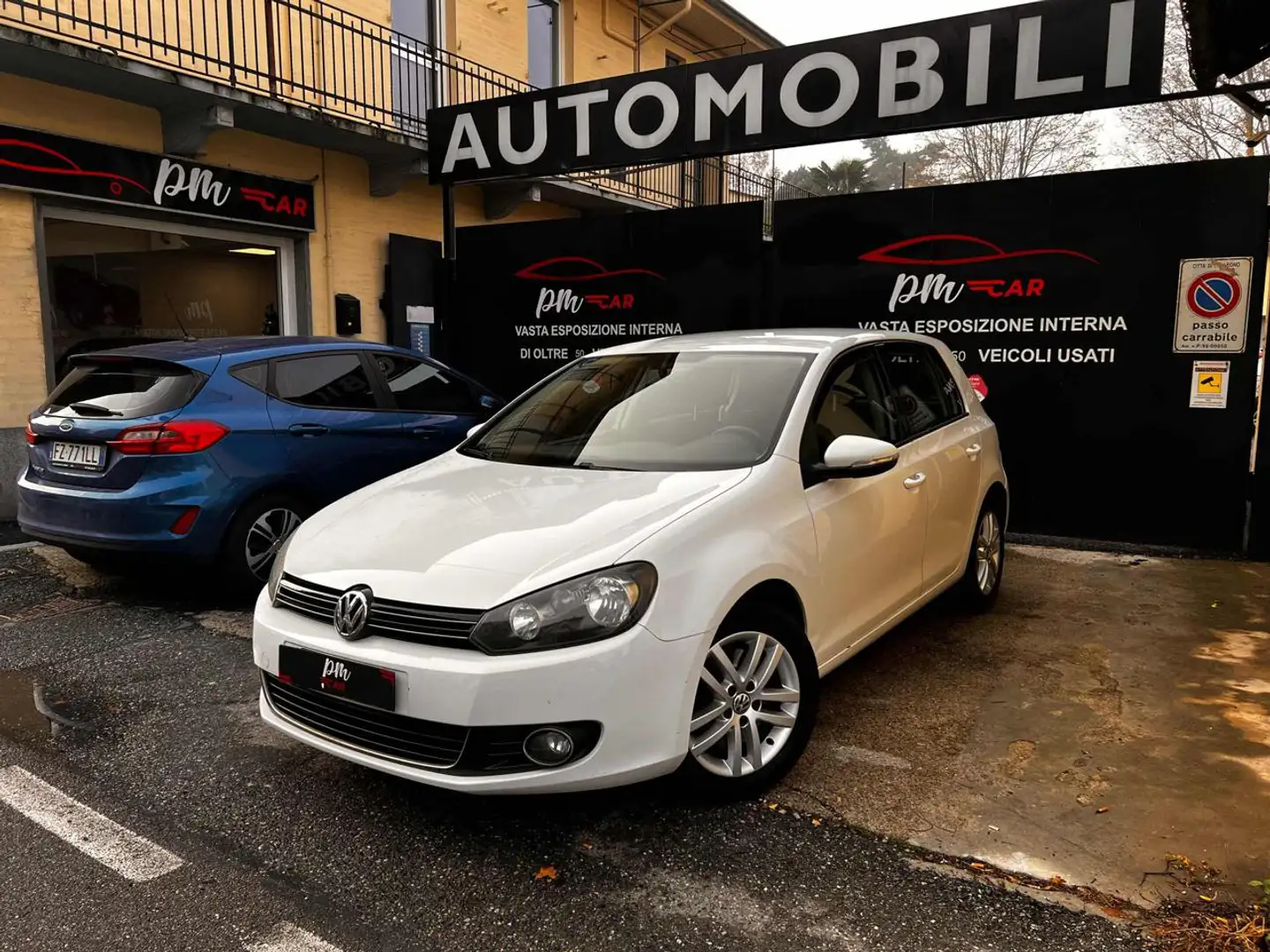 Volkswagen Golf 2.0 TDI 140CV DPF 4m. 5p. Highline Weiß - 1