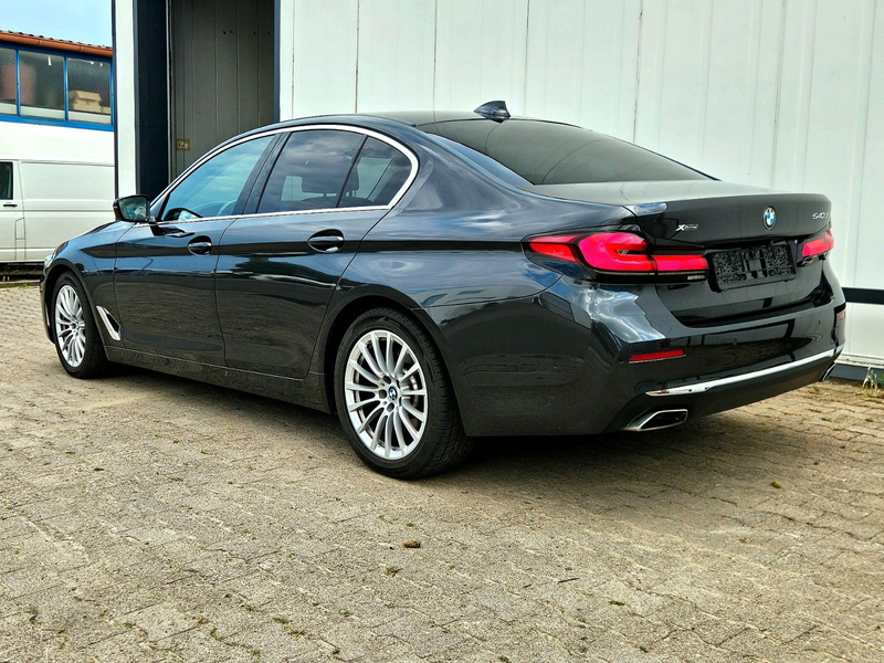 BMW 540 d xDr LUXURY LINE*HUD*GLASDACH*LASER*360°KAM — photo 5
