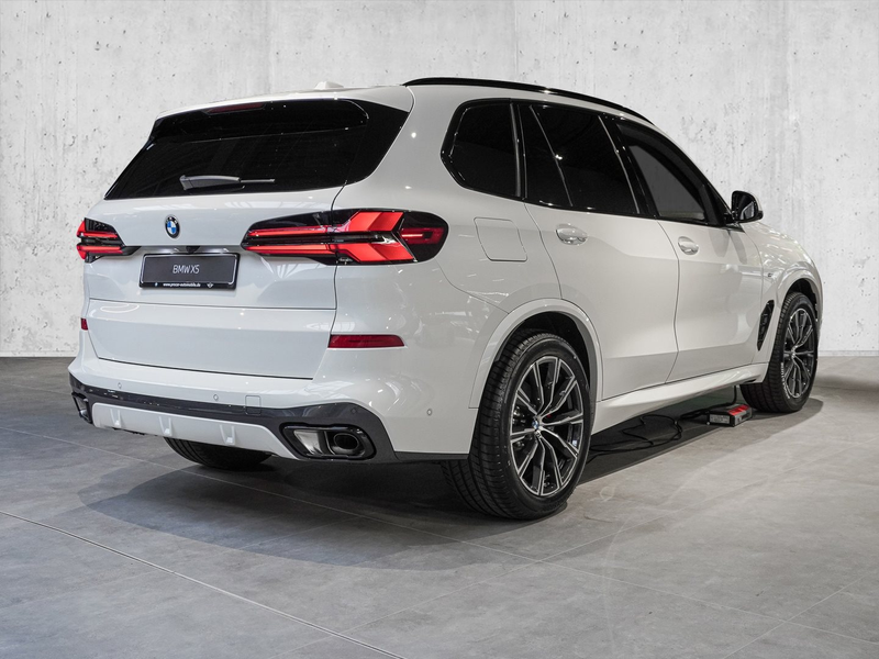 BMW X5 xDrive30d M Sport HUD PANO ACC AHK 360°KAM — photo 2