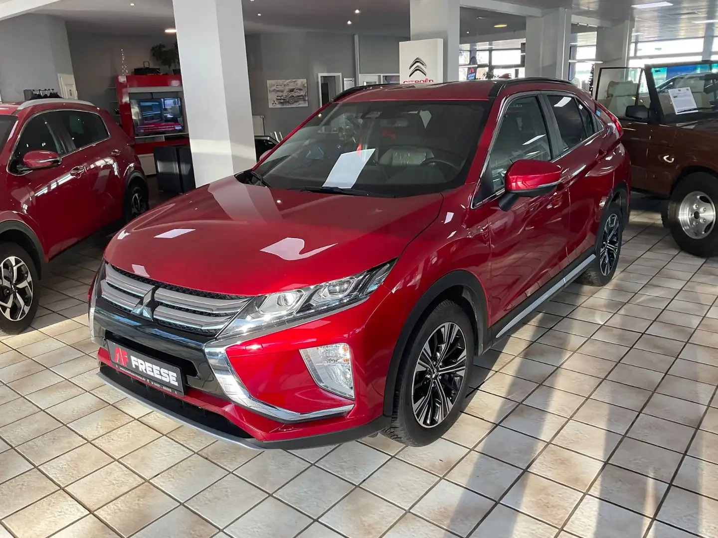Mitsubishi Eclipse Cross Diamant Edition+ 2WD Rot - 1