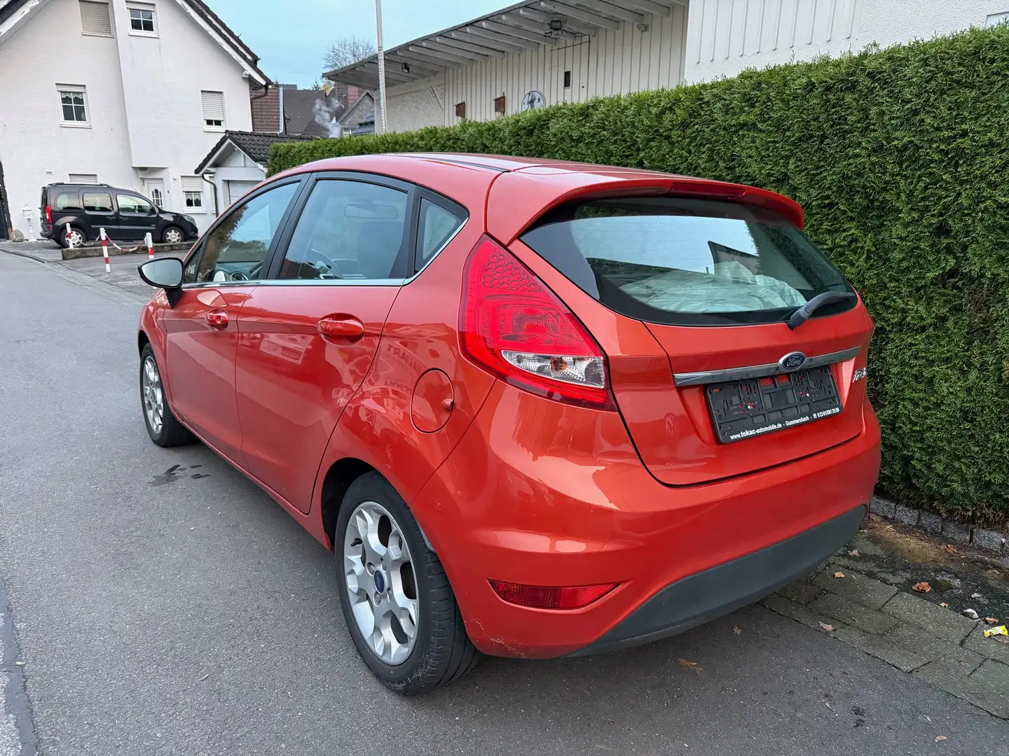 Ford Fiesta Titanium 1.25 *5 Türig*KLIMA* Orange - 2