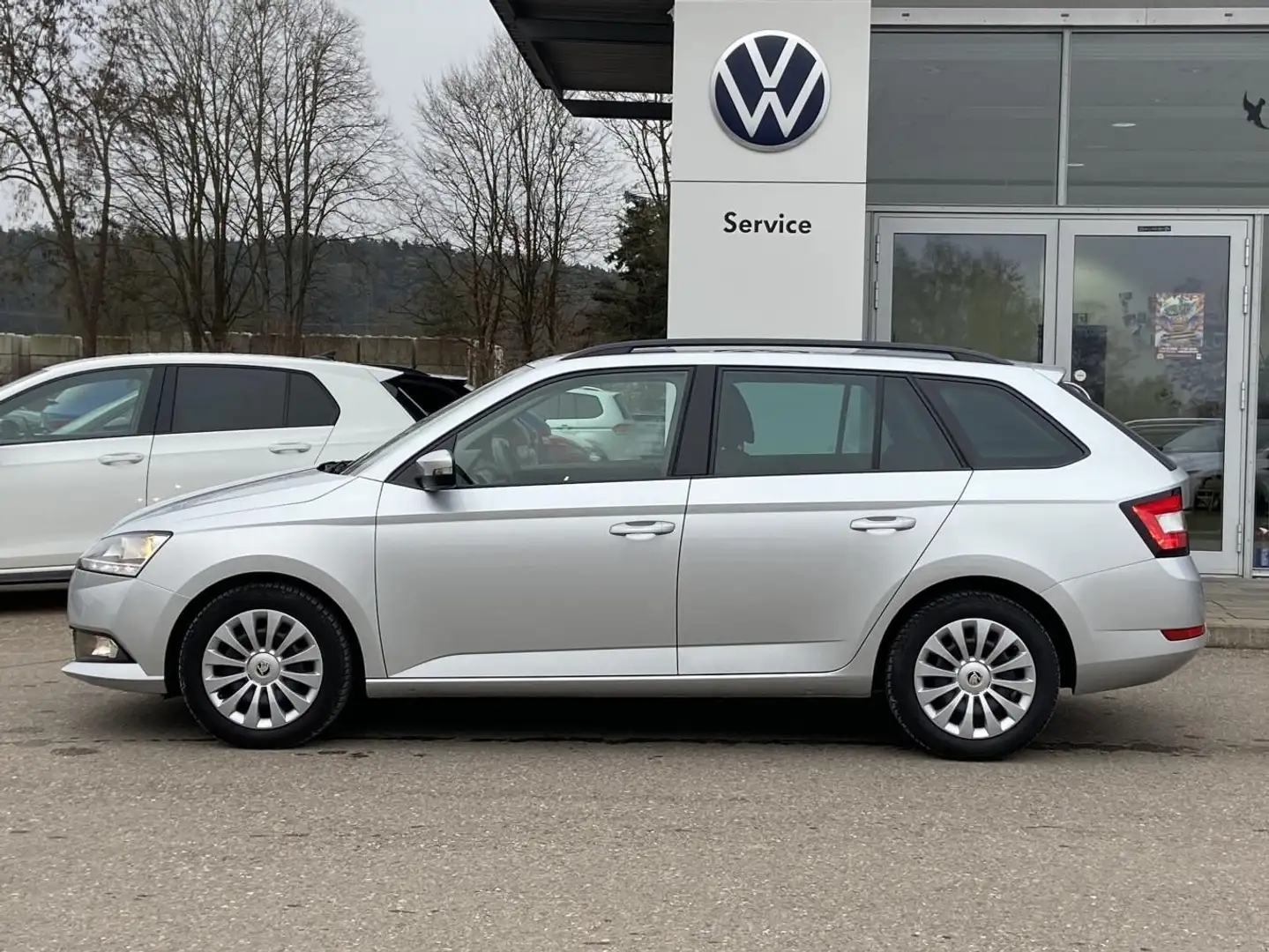 Skoda Fabia Combi 1.0 TSI LIGHT-ASSIST+NAVI+SMART-LINK Silber - 2