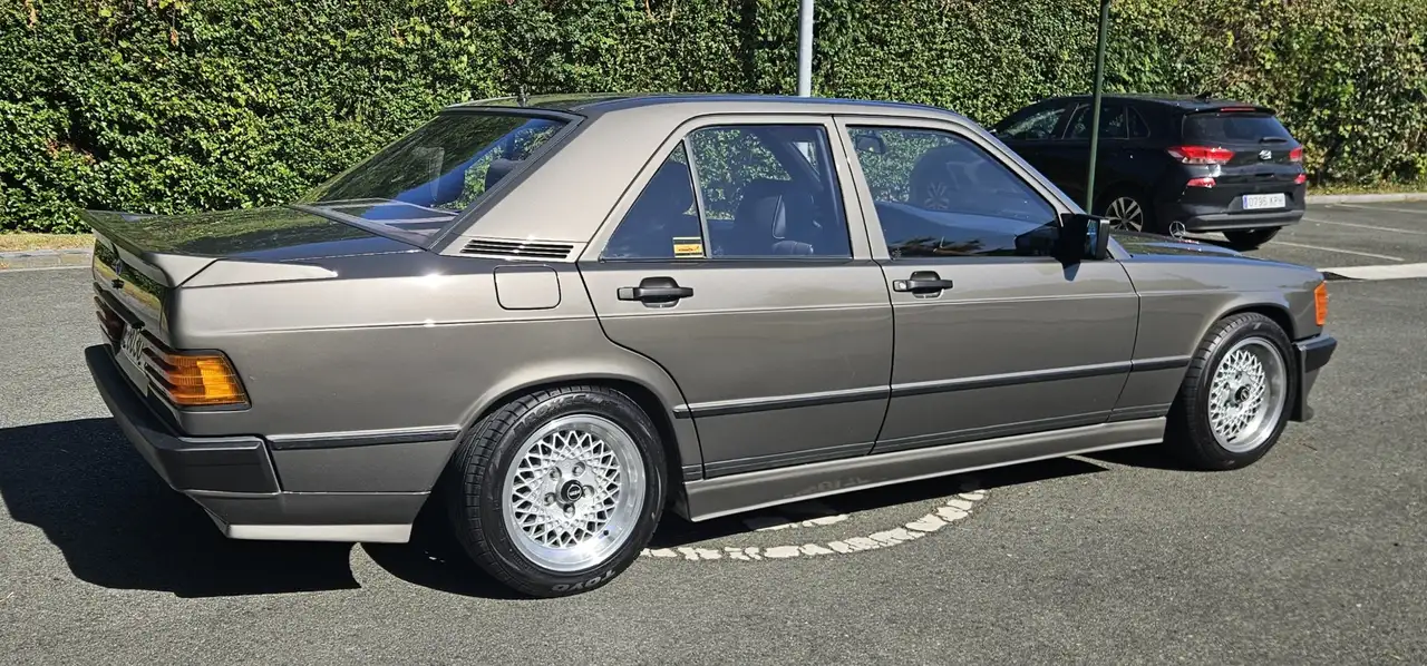 Mercedes-Benz 190E 2.0 AMG, foto 6